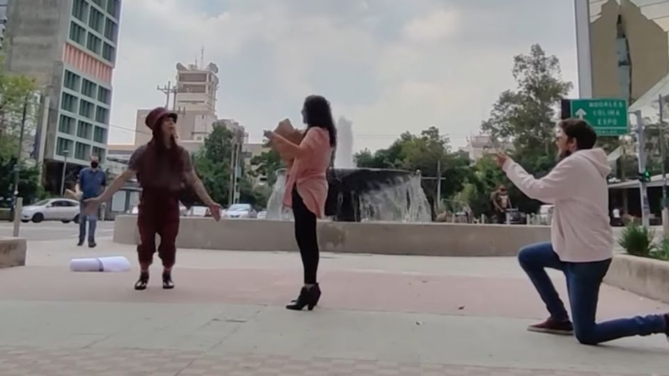 Guadalajara vivió una de las pedidas de matrimonio más bonitas que podrás ver (Foto: Recorte de Pantalla)