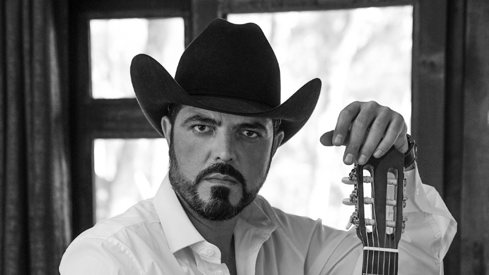 Pancho Ugalde regresa a la música con un emotivo homenaje a Joan Sebastian Foto: Especial