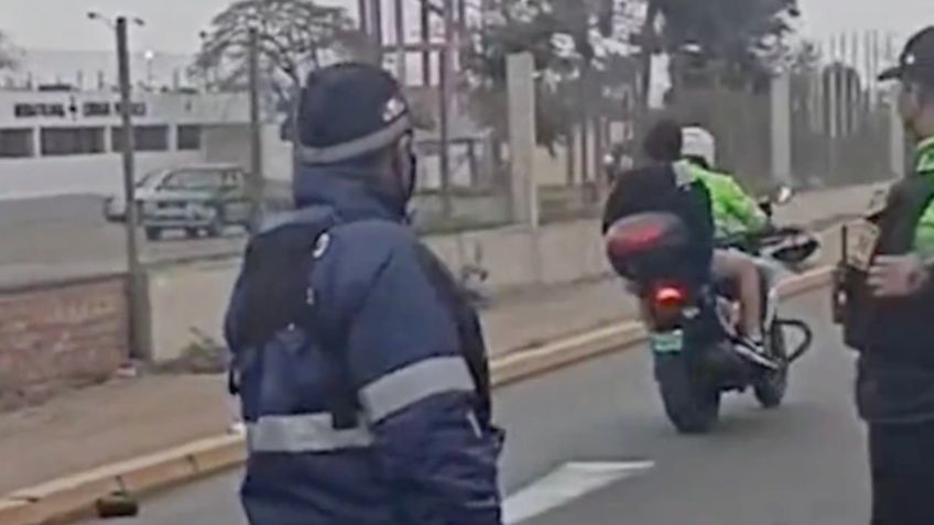 VIDEO: Policía le da 'ride' a joven para que llegue a su examen