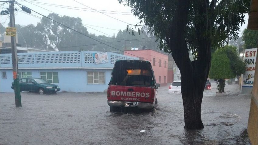 Ecatepec se inunda, reportan graves afectaciones en el municipio tras lluvia | VIDEOS