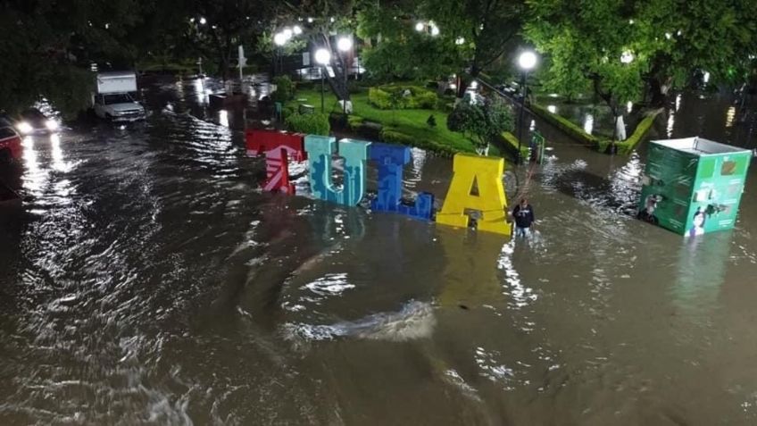 VIDEOS: Se desborda el Río Tula; afecta 9 colonias, con lanchas rescatan a damnificados