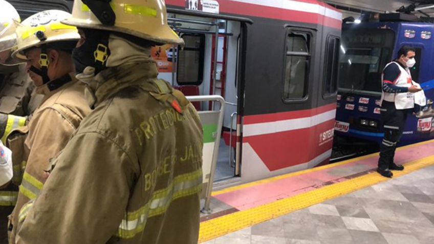 Muere invidente al caer a la Línea 1 del tren ligero en Guadalajara | VIDEO