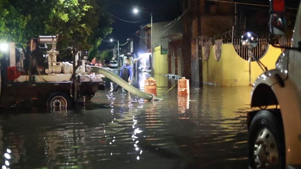 Empresarios de Edomex ayudan a damnificados por lluvias en Ecatepec (Foto: Especial)