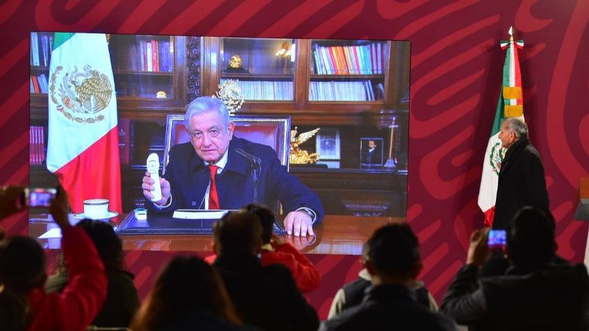 AMLO, con voz ronca y ardor en la garganta manda mensaje desde su despacho: “Estoy bien”