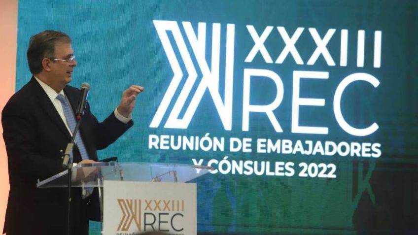 Marcelo Ebrard llama a actuar con mentalidad de emergencia en desarrollo tecnológico