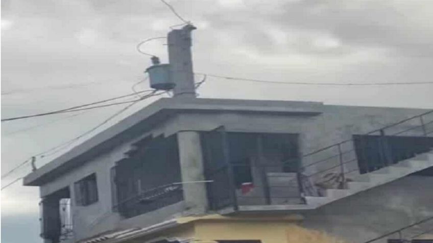 VIDEO VIRAL: Construyen casa usando poste de luz como columna