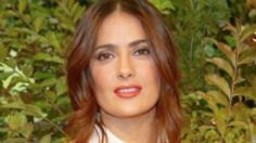 Salma Hayek se muestra al natural y relajándose en domingo | FOTO