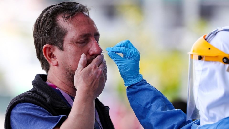 La ocupación hospitalaria es del 77.95 por ciento por casos covid. Foto: EFE