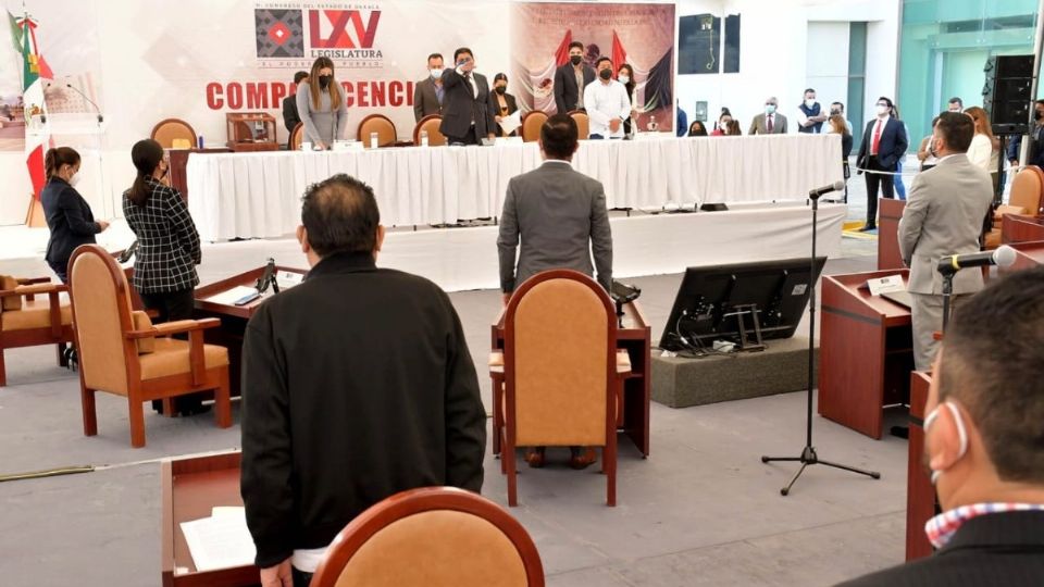 En la pasada LXVI Legislatura local al menos 15 integrantes de la misma se contagiaron del virus Foto: Especial