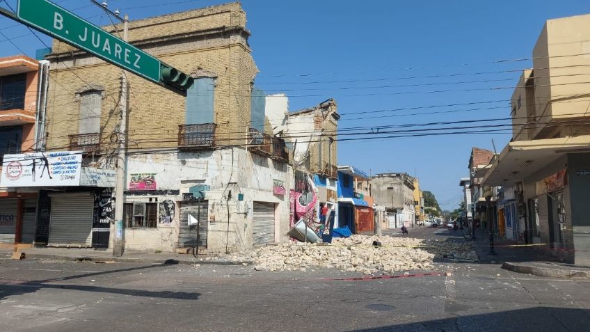 "Norte" colapsa un edificio en la zona centro de Tampico