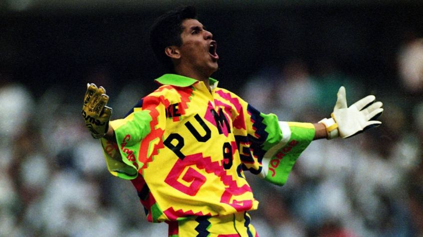 Jorge Campos: la leyenda del PUMAS que fue calificado como el portero del siglo XXI