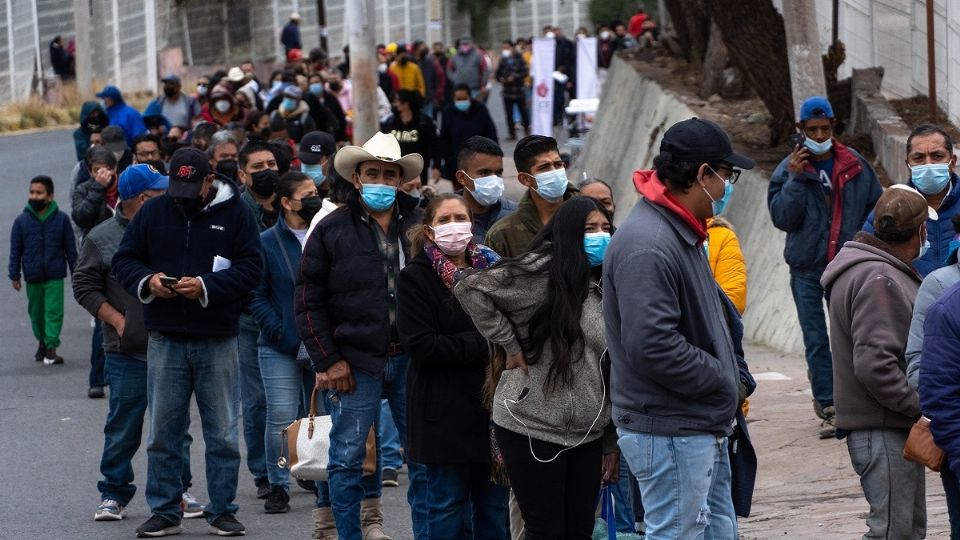 Pese al cambio, la capital del país no cerrará actividades económicas. Aguascalientes se va al rojo (Foto: Cuartoscuro)
