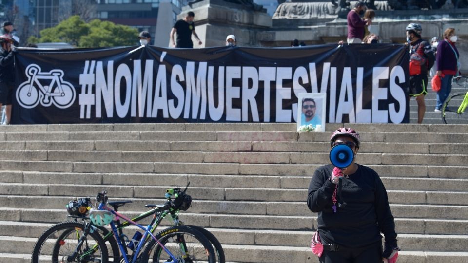 En el Ángel de la Independencia concluyó la jornada de 24 horas para exigir medidas en seguridad vial. (Foto: Guillermo O´Gam)