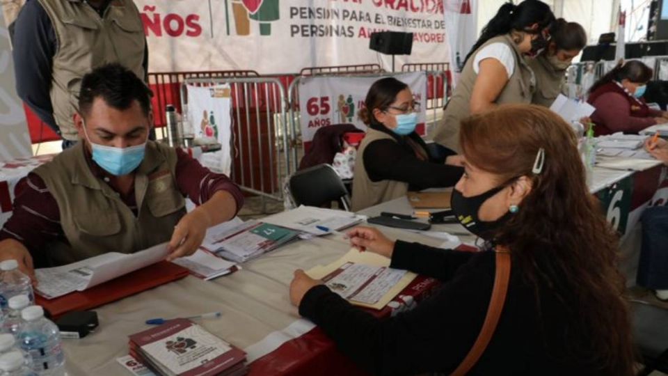 El FMI asegura que los programas sociales han ayudado a combatir la pobreza. Foto: Gobierno de México