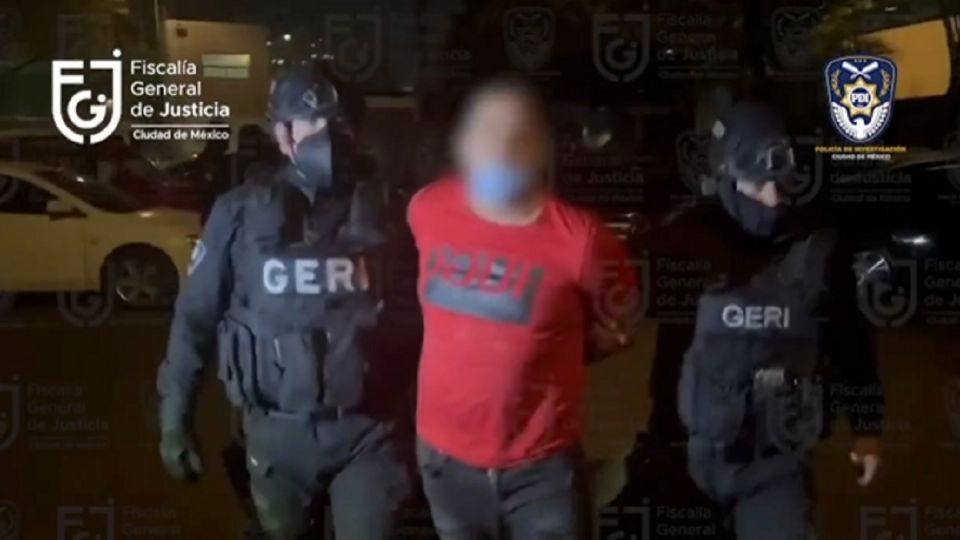 Se logró la detención en flagrancia de Gerardo 'N' alias 'el Yayo'. Foto: Captura de pantalla/ Video FGJCDMX