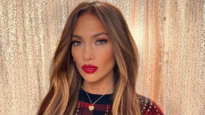 JLO da cátedra de estilo con el vestido perfecto para primavera | FOTO