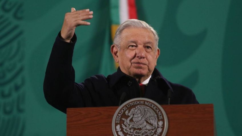 AMLO invita a parlamentario inglés, Jeremy Corbyn, a la Mañanera para que sea testigo del "parlamento informativo"