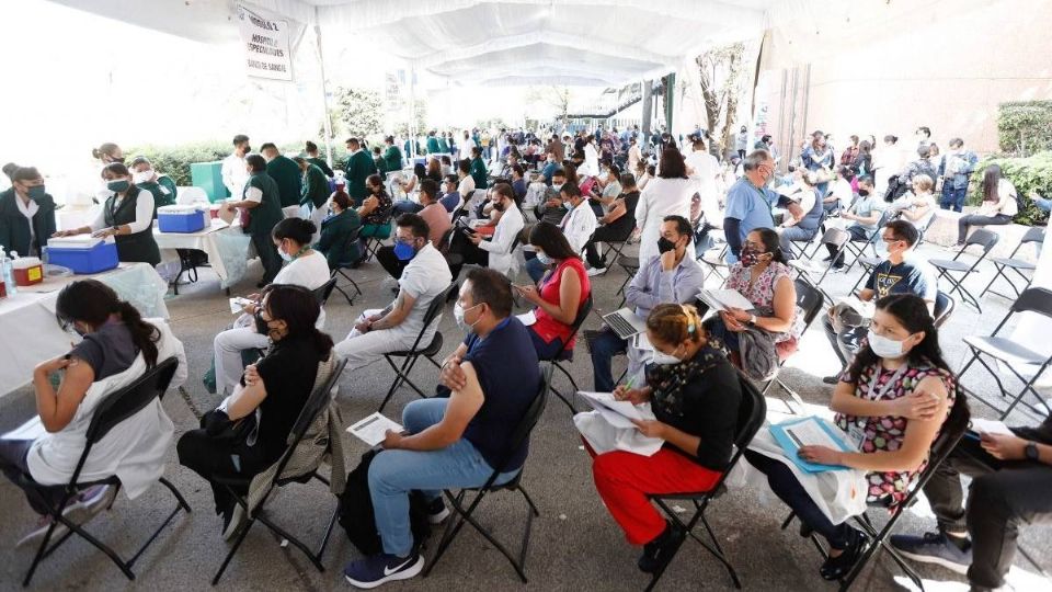 Sigue la vacunación anti Covid-19 en la CDMX. Foto: Cuartoscuro