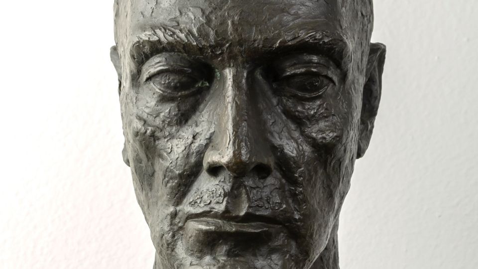 Busto de Carlos  Pellicer, 1954. Bronce. Pieza donada a la Nación  por Carlos Pellicer López. Colección Museo Nacional de Arte. (Foto: cortesía Museo Nacional de  Arte, INBAL, Secretaría de Cultura)