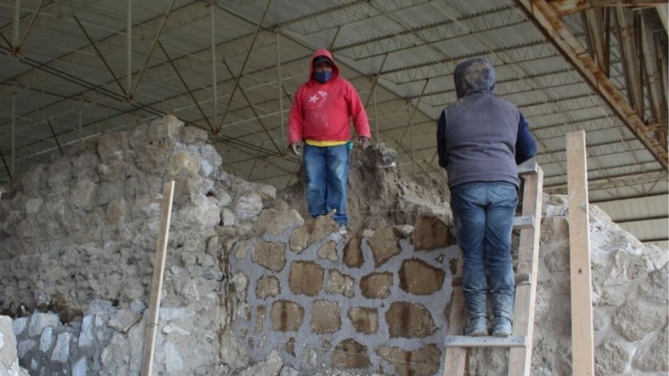 OBRAS. Materiales como lodos, arenas y tepetates se utilizan en las labores. Foto: Cortesía INAH