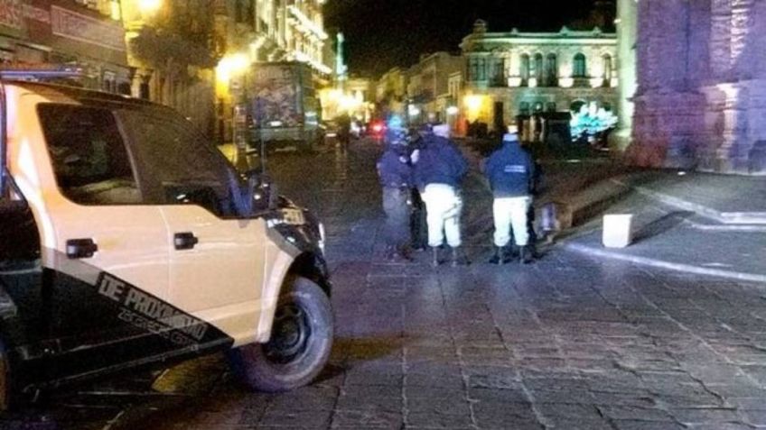 Abandonan camioneta con cadáveres afuera del Palacio de Gobierno de Zacatecas