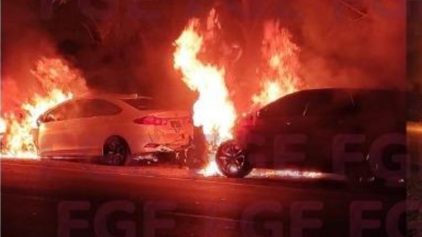 FGR de Colima reporta que incendio de autos en Tepames fue debido a la quema de maleza