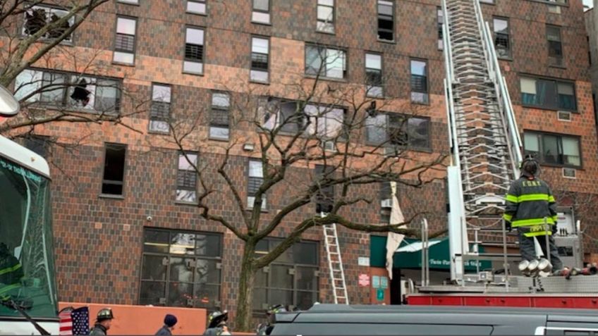 VIDEO: Fuerte incendio en edificio de Nueva York deja 19 muertos y 63 heridos