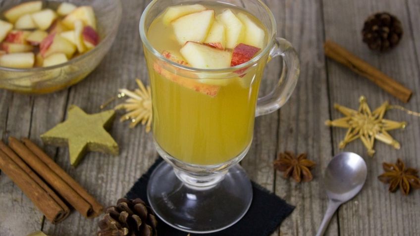 Agua de manzana con canela: cómo preparar esta bebida para perder peso