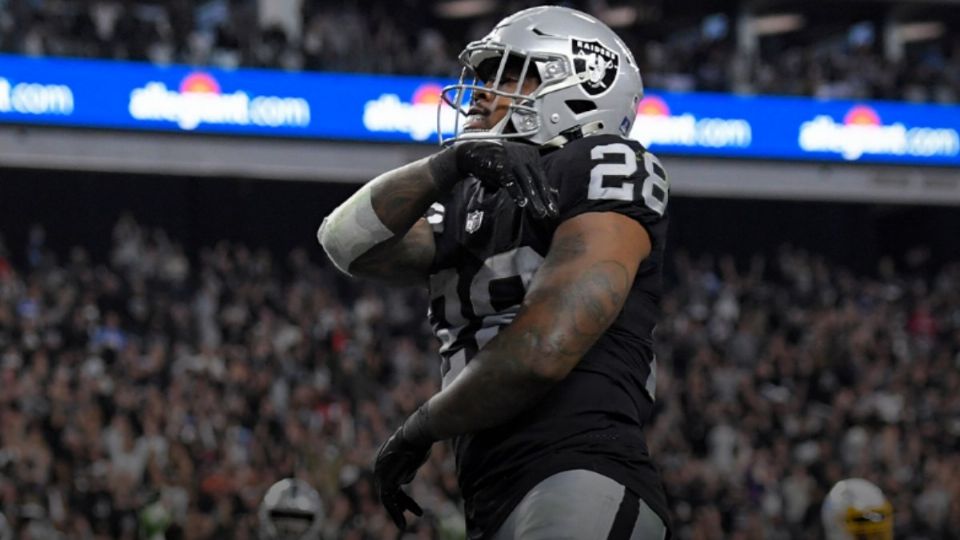 Raiders consiguió su victoria de manera cardiaca (Foto: Twitter @nflmx)