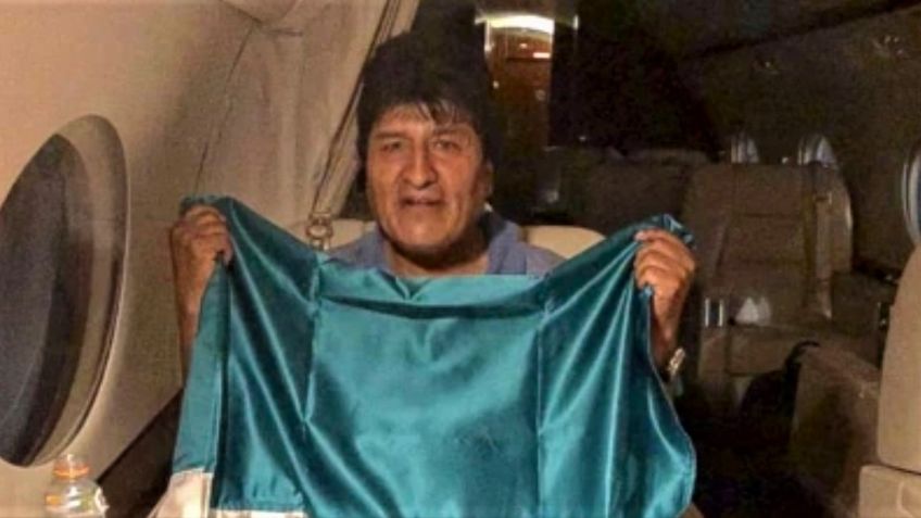 Las fotos inéditas del rescate de Evo Morales: bitácoras, narraciones y el ataque contra un avión del Ejército Mexicano