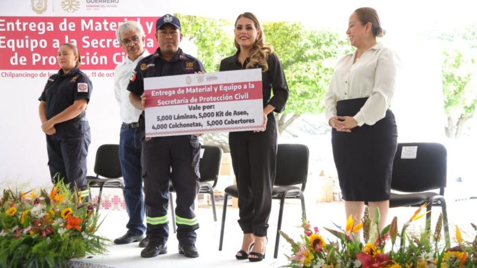 Mejoran las condiciones laborales y el desempeño de esta institución desde una perspectiva integral