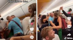 VIDEO: jóvenes se emborrachan, "ligan" y arman tremenda fiesta en pleno vuelo y se viralizan