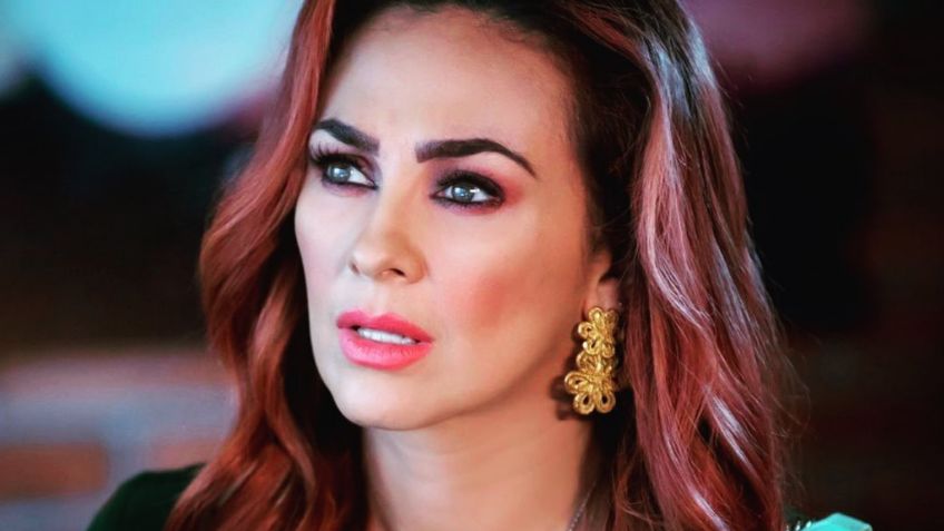 Modo playa: Aracely Arámbula paraliza la red con traje de baño