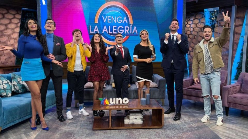 Integrante de Venga La Alegría se compromete con su pareja