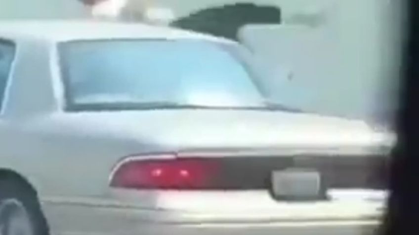 VIDEO | Discute con su novio y se lanza contra un auto para que la atropelle