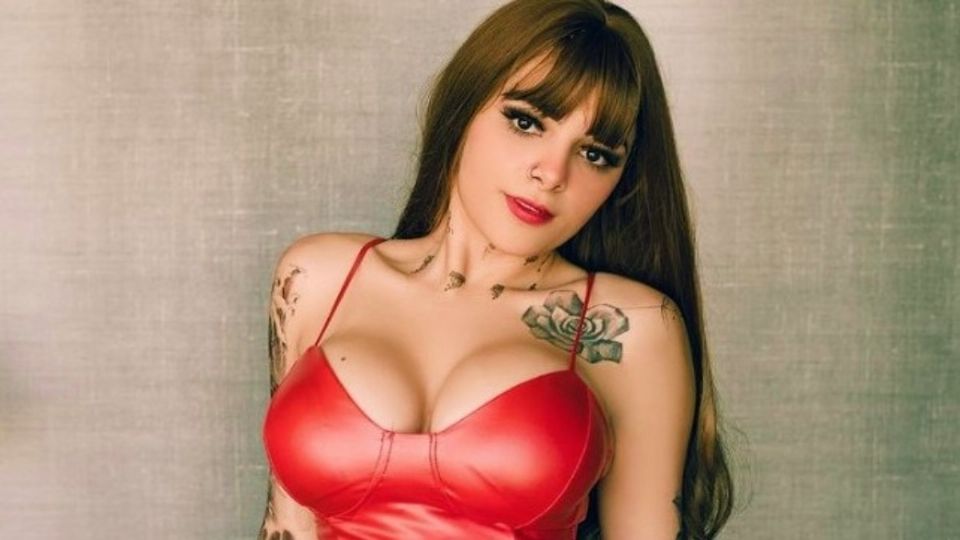 Karely Ruiz ha inspirado a sus fans con reveladores disfraces para Halloween