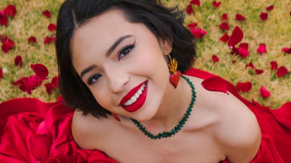 La hija de Pepe Aguilar paralizó las redes sociales y volvió a confirmar que es un referente de estilo