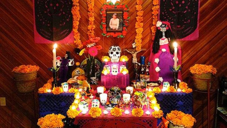 Estos son los elementos que debes incluir en tu ofrenda del Día de Muertos