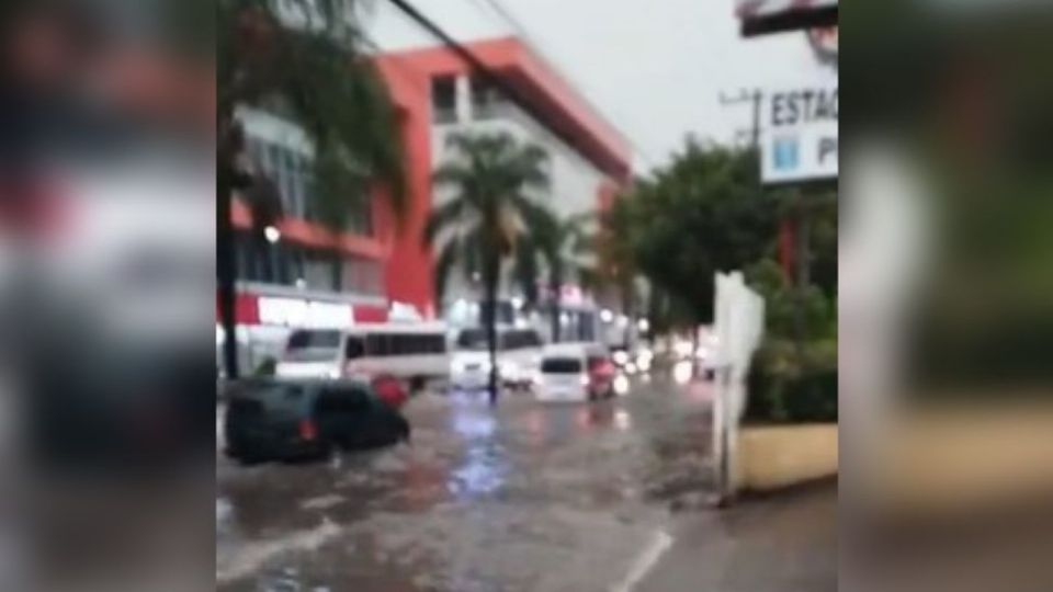 Videos en redes sociales muestran la fuerza de la tormenta que azotó esta tarde a Morelos