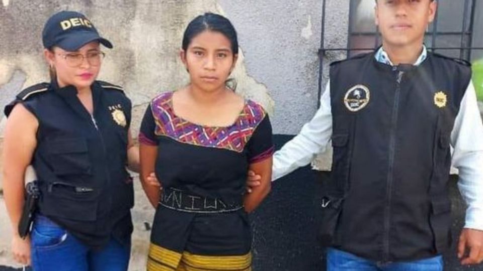 La mujer fue acusada por el homicidio de su pareja.