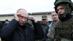 ¿Putin se prepara para ir a la guerra? Es captado disparando un rifle de francotirador como un experto