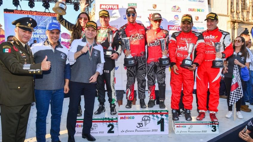 Esteban Villegas recibe a ganadores de la Carrera Panamericana