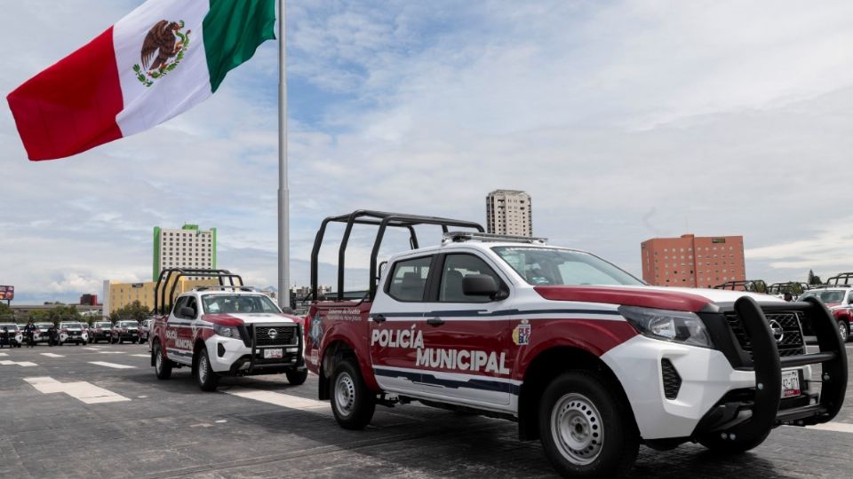 Anunció que su gobierno también apoyará a los municipios con ambulancias