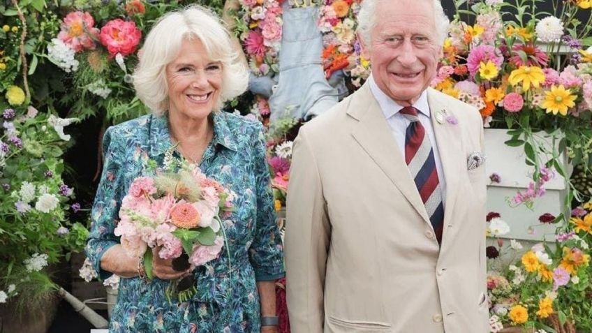 Carlos III prueba su amor a Camila Parker poniendo fin a una de las tradiciones más recordadas de Isabel II