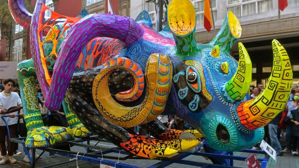 El desfile de los alebrijes tuvo una gran participación de los capitalinos