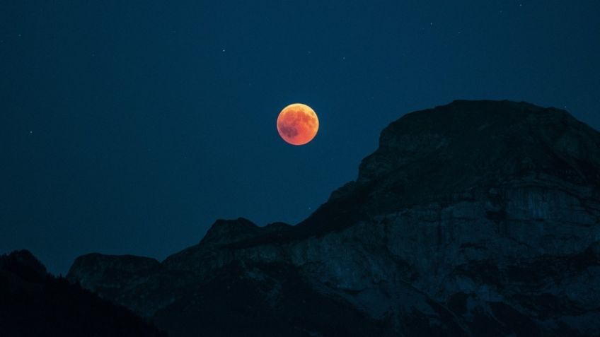 Eclipse Solar 25 de octubre; así afecta HOY a los signos del zodiaco