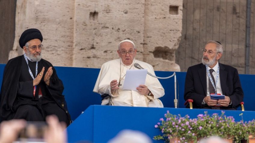 Papa Francisco: “La paz está gravemente violada, herida, pisoteada”