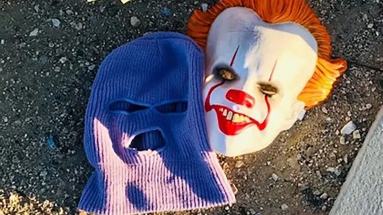 terror-in-california-a-man-in-a-clown-mask-assaulted-and-raped-2-women