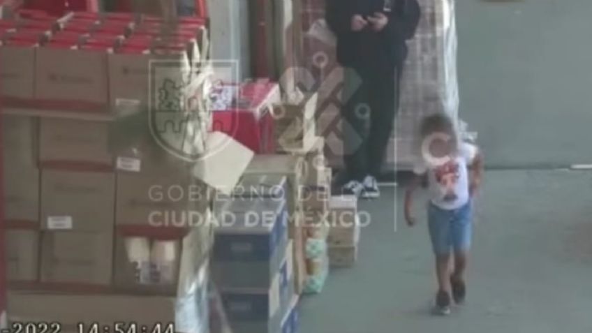 VIDEO | La localiza el C5: así fue el heroico rescate de una niña que se perdió en la Central de Abasto