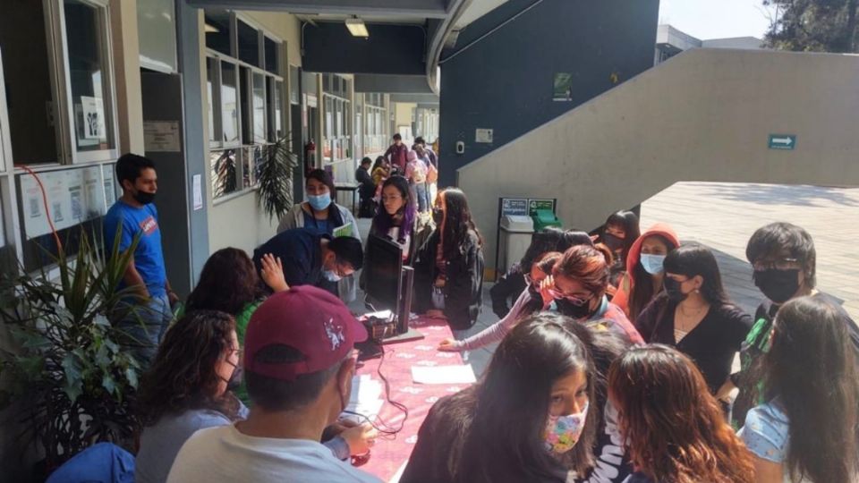 Estudiantes del Instituto Rosario Castellanos. Imagen ilustrativa